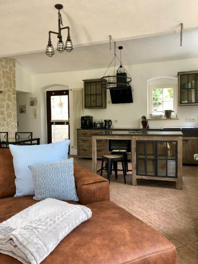 דרזדן Ferienwohnung Am Wasser Villa Graf Von Pfeil מראה חיצוני תמונה